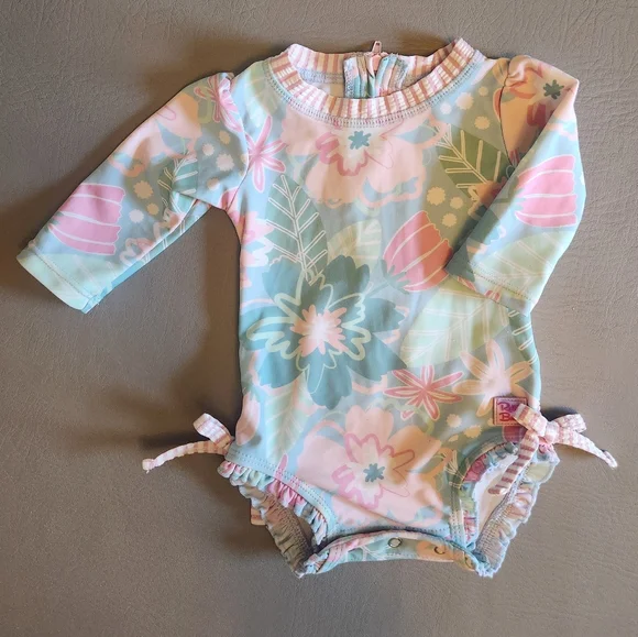 Ruffle Butts Baby Girl Swimsuit/Rashguard Size 0-3 Month - Picture 1 of 5